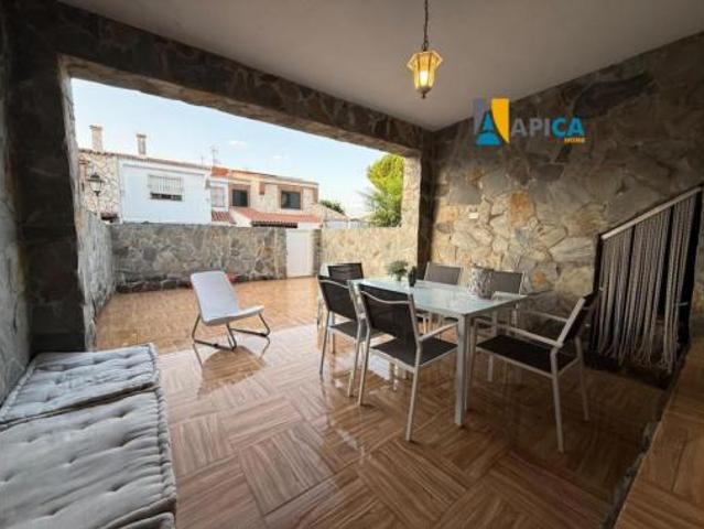 Casa adosada Venta Algeciras, San García Getares