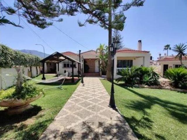 Chalet Venta Alhaurín de la Torre, Platero El Limón