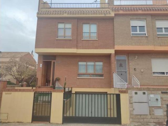 Casa adosada Venta Almansa, Almansa