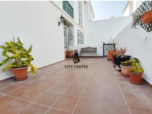 Casa adosada Venta Arico, Abades