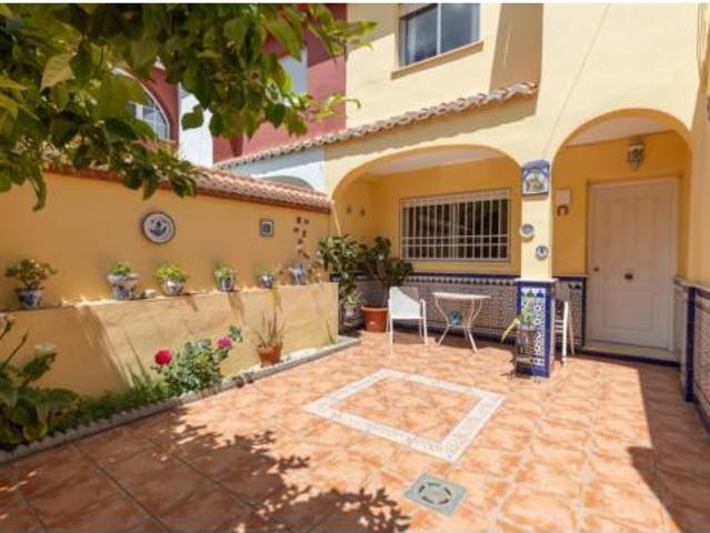 Casa adosada Venta Armilla, Zona Avenida de los Ogíjares