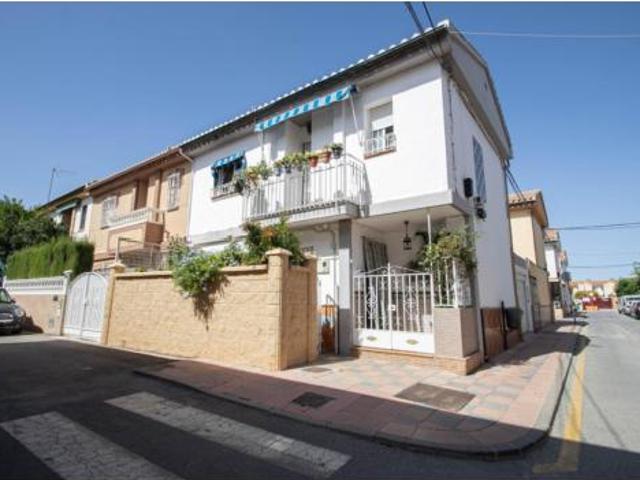 Casa adosada Venta Armilla, Zona Calle Poniente Avenida Cristóbal Colón