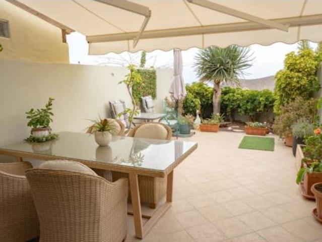 Casa adosada Venta Arona, Chayofa