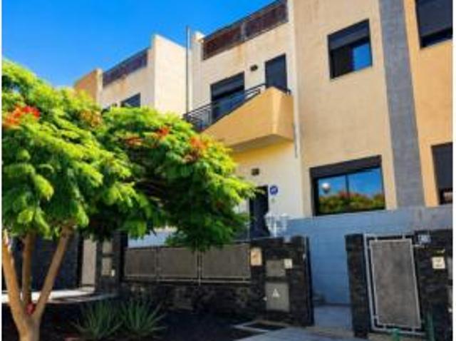 Casa adosada Venta Arona, Guargacho Guaza Cho