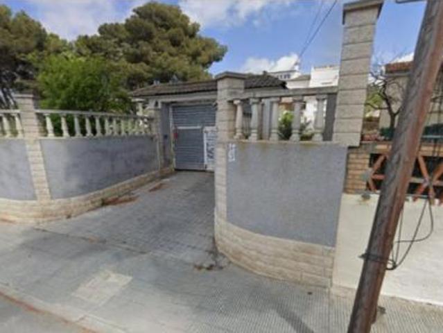 Casa adosada Venta Bellvei, Bellvei