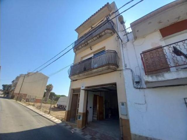 Casa adosada Venta Blanes, Urbanitzacions