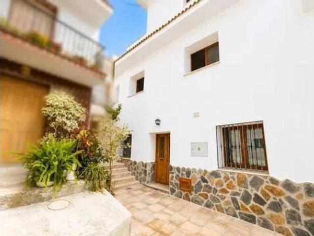 Casa adosada Venta Guaro, Guaro