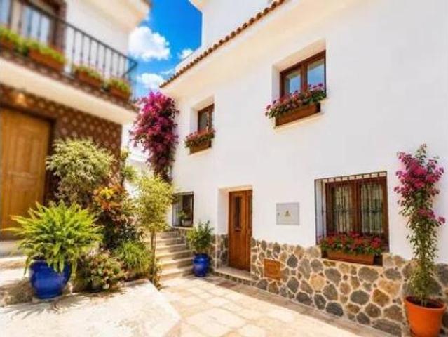 Casa adosada Venta Guaro, Guaro