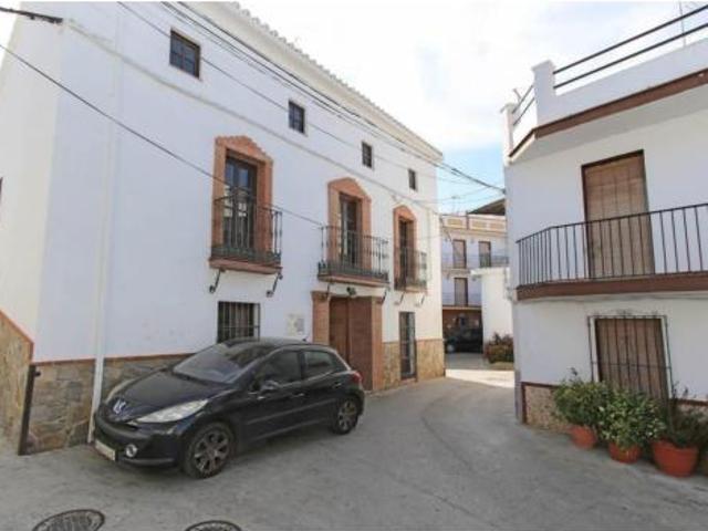 Casa adosada Venta Guaro, Guaro
