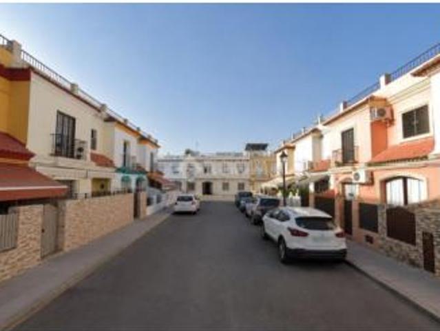 Casa adosada Venta Guillena, Guillena