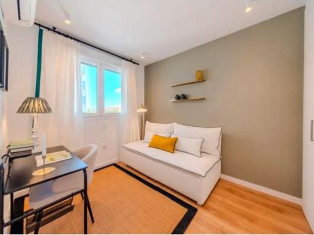 Casa adosada Venta Dos Hermanas, Entrenúcleos