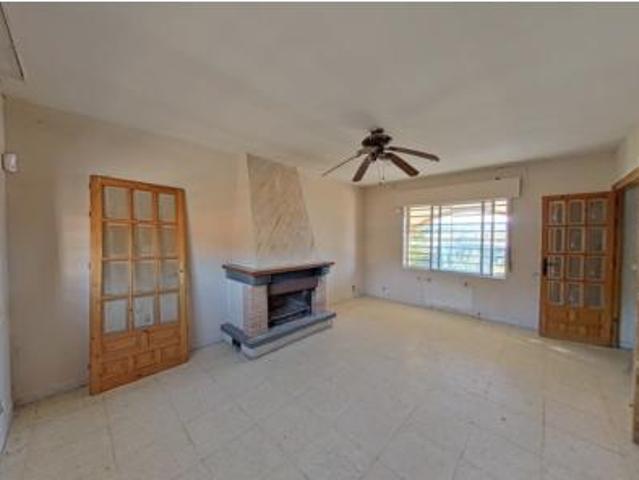 Casa adosada Venta Escalona, Escalona