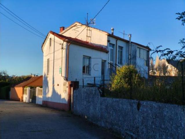 Casa adosada Venta Ferrol, Parroquias
