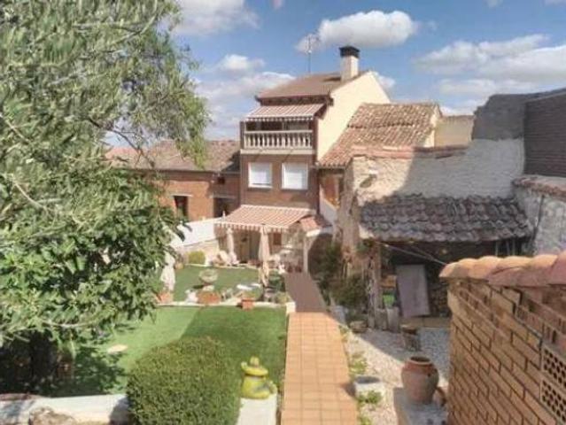 Casa adosada Venta Fuentelcésped, Fuentelcésped