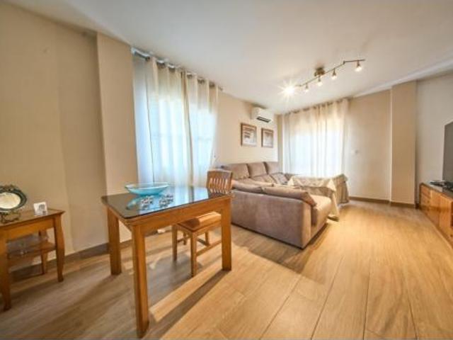 Casa adosada Venta Jun, Jun