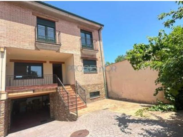 Casa adosada Venta Onzonilla, Onzonilla