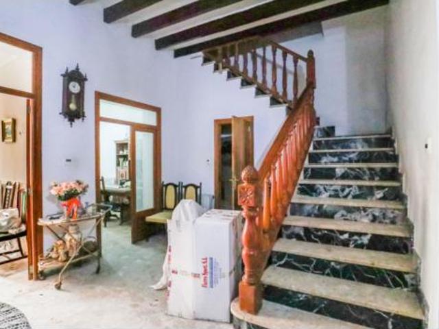 Casa adosada Venta Oliva, Nucli Urbà