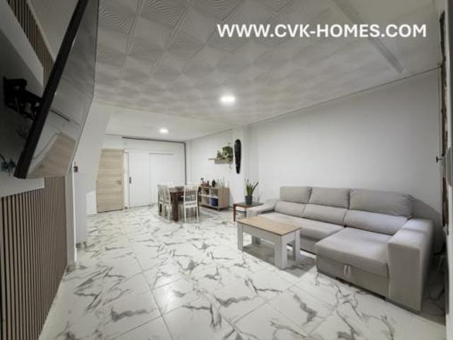 Casa adosada Venta Oliva, Nucli Urbà