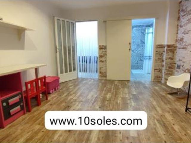 Casa adosada Venta Orihuela, Núcleo Urbano