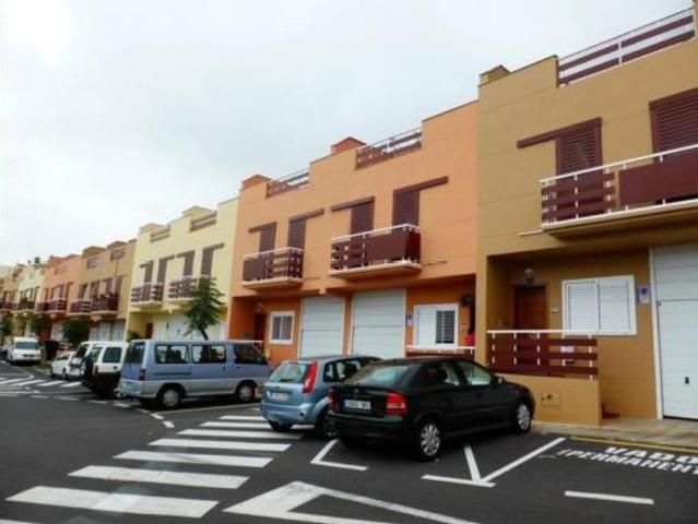 Casa adosada Venta Los Realejos, La Carrera