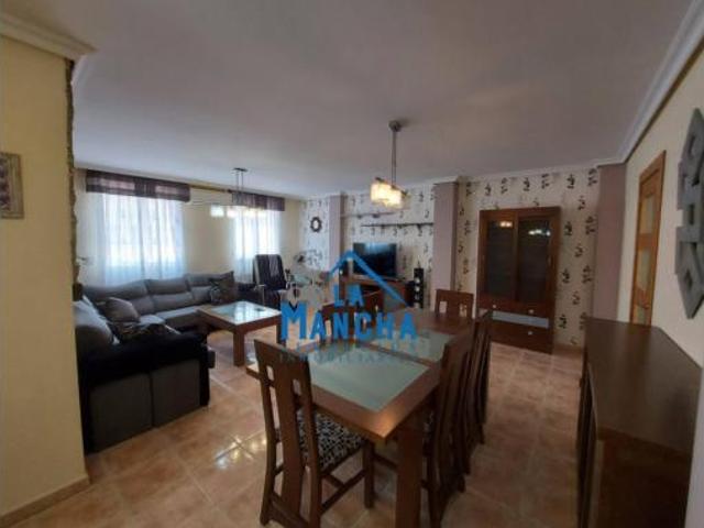 Casa adosada Venta La Gineta, La Gineta