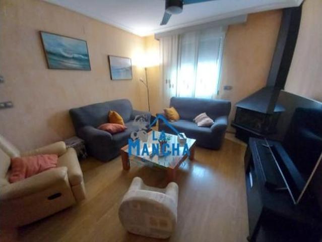 Casa adosada Venta La Gineta, La Gineta
