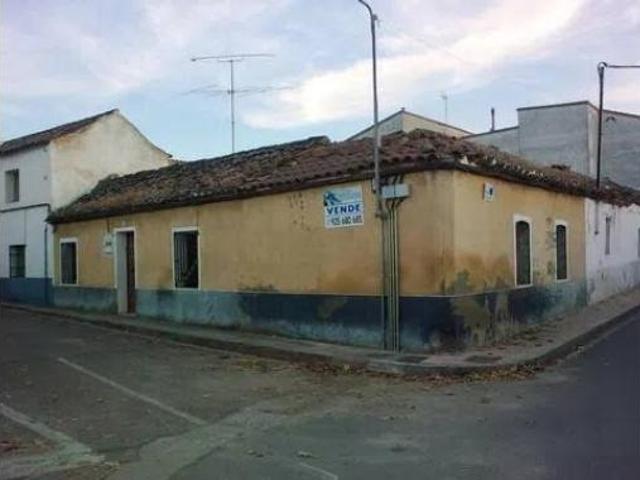 Casa adosada Venta La Pueblanueva, La Pueblanueva