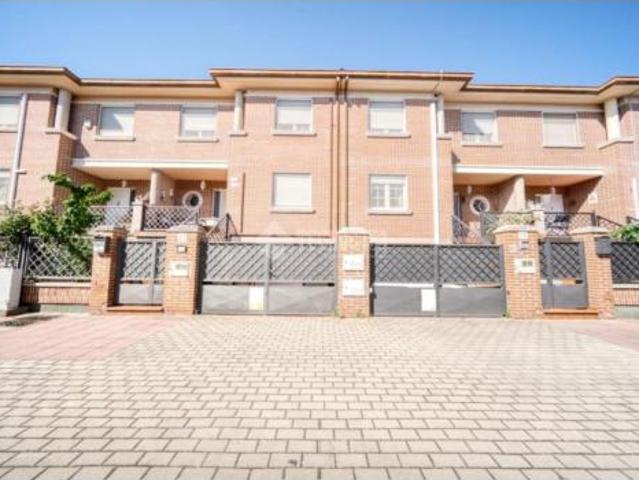 Casa adosada Venta Laguna de Duero, Laguna de Duero