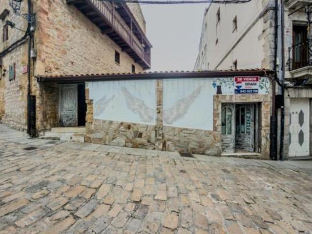 Casa adosada Venta Laredo, Centro