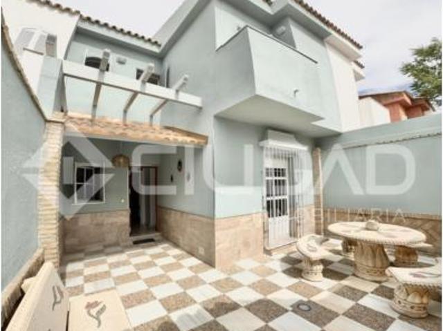 Casa adosada Venta Lebrija, Lebrija