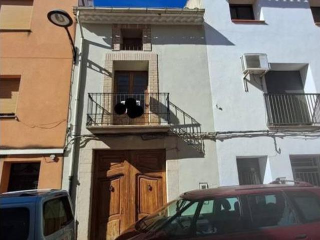 Casa adosada Venta Les Coves de Vinromà, Les Coves de Vinromà