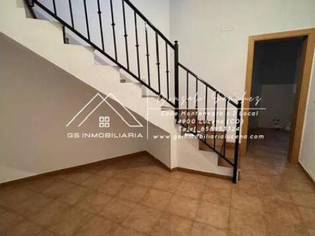 Casa adosada Venta Lucena, Lucena