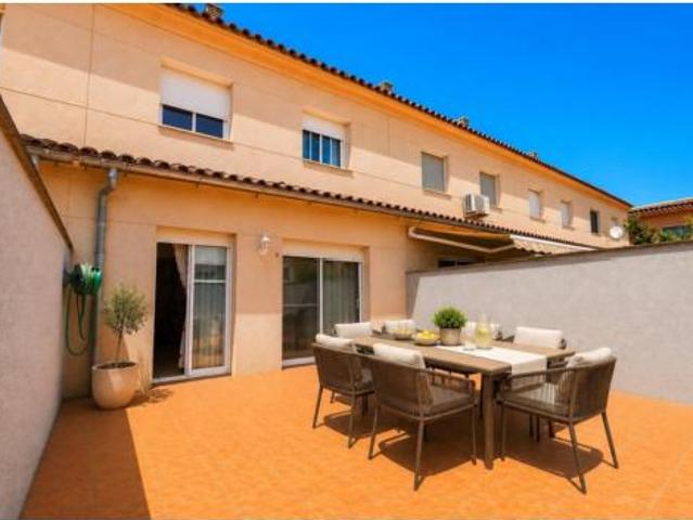 Casa adosada Venta Mont roig del Camp, Nucli Urbà