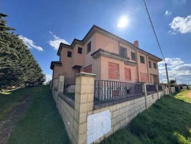 Casa adosada Venta Montamarta, Montamarta