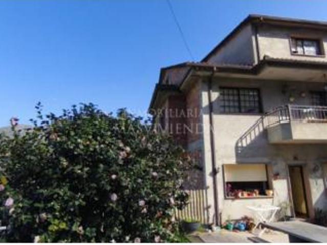 Casa adosada Venta Mos, Louredo San Salvador