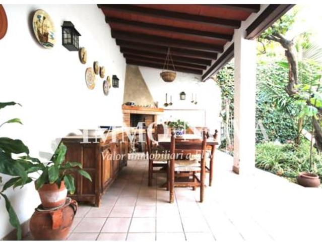 Casa adosada Venta Mataró, Centre