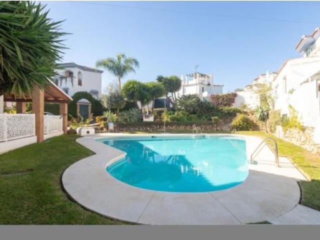 Casa adosada Venta Marbella, Centro