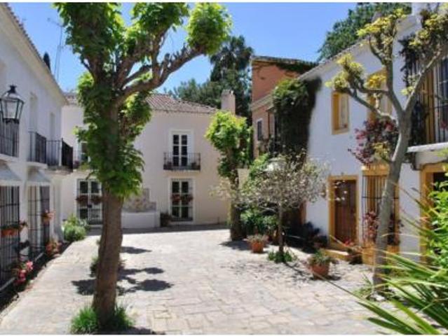 Casa adosada Venta Marbella, Centro