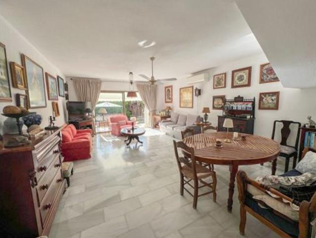 Casa adosada Venta Marbella, Centro