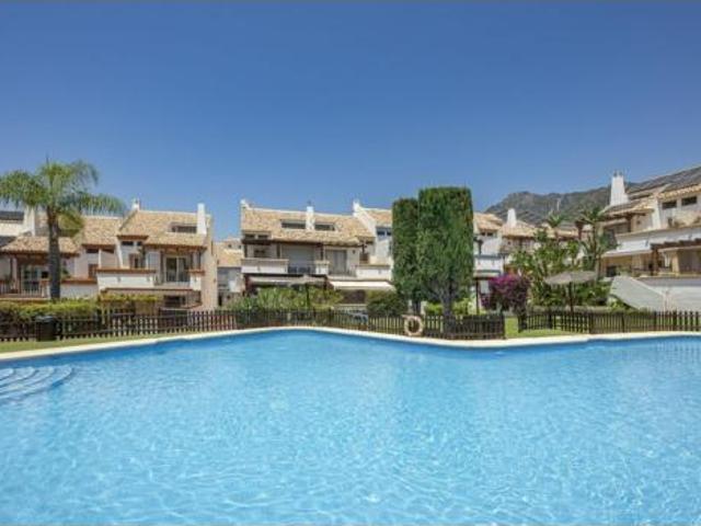 Casa adosada Venta Marbella, Centro
