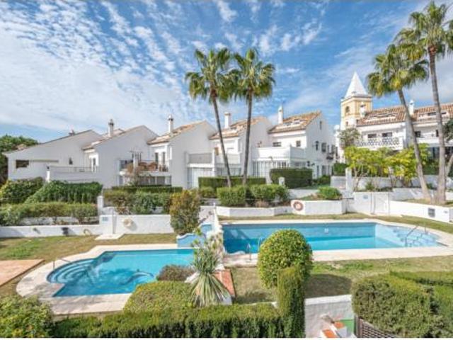 Casa adosada Venta Marbella, Centro