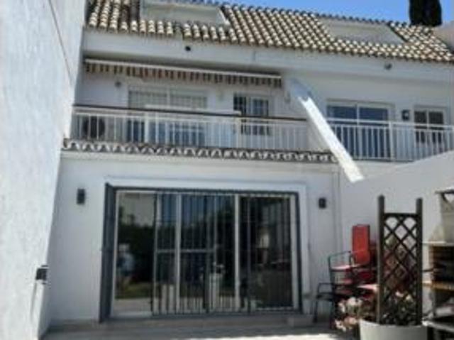 Casa adosada Venta Marbella, Playa de la Fontanilla