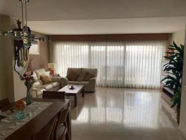 Casa adosada Venta Sabadell, Can Llong