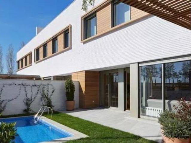 Casa adosada Venta Sabadell, Centre