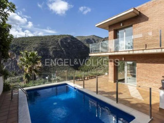 Casa adosada Venta Sitges, Les Botigues de Sitges