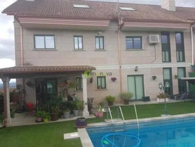 Casa adosada Venta Ponteareas, Ponteareas