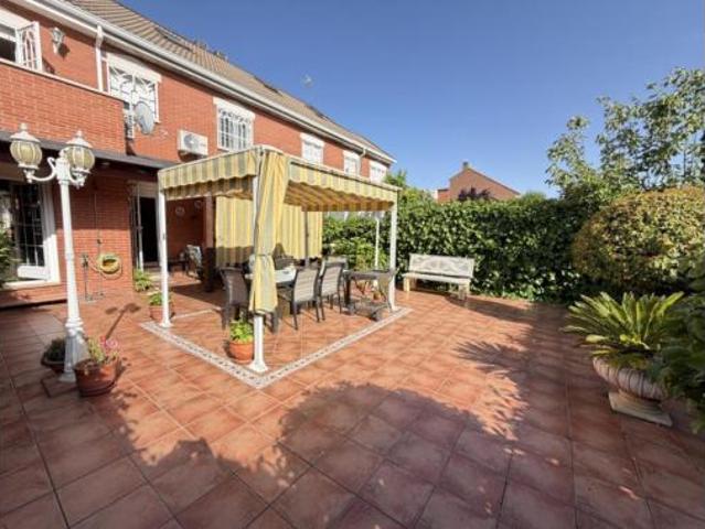 Casa adosada Venta Parla, Las Américas