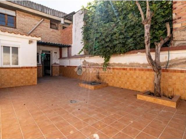 Casa adosada Venta Peligros, Peligros