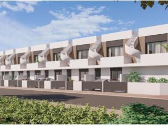 Casa adosada Venta Pilar de la Horadada, Núcleo
