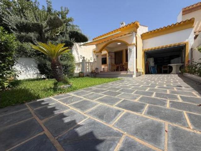 Casa adosada Venta Pilar de la Horadada, Pueblo Latino